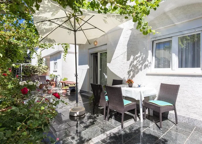 アパート Sulek プナト