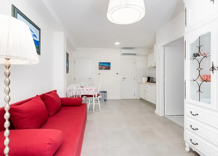 アパート Sulek プナト